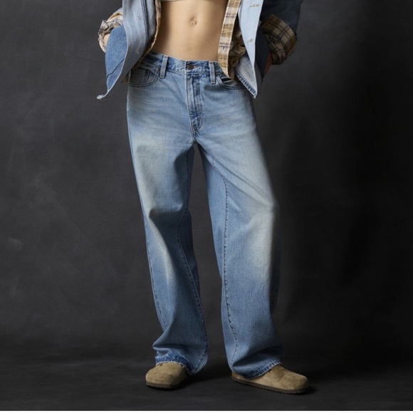 Levi's Denim - Levi's Relaxed Fit Boyfriend Jeans in Light Blue